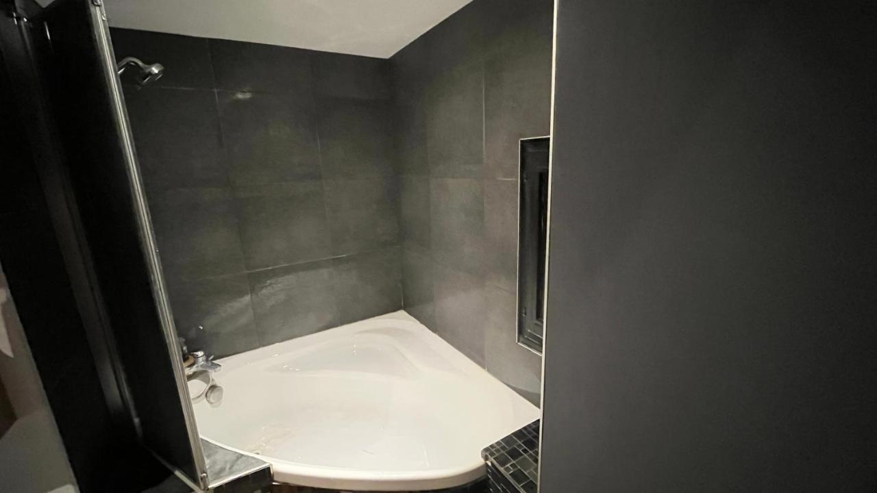 Charmant Appartement en centre ville Valence (Drome) Extérieur photo